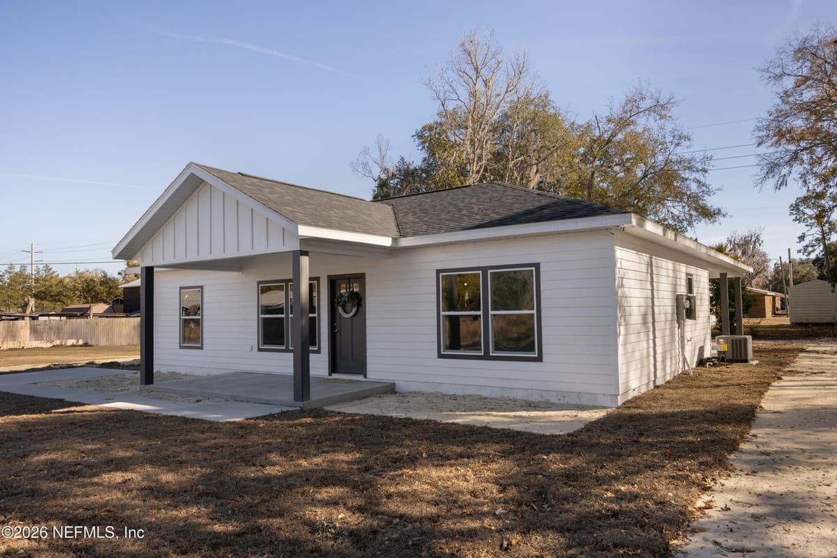 220 SW 3RD, Lake Butler, FL 32054 2