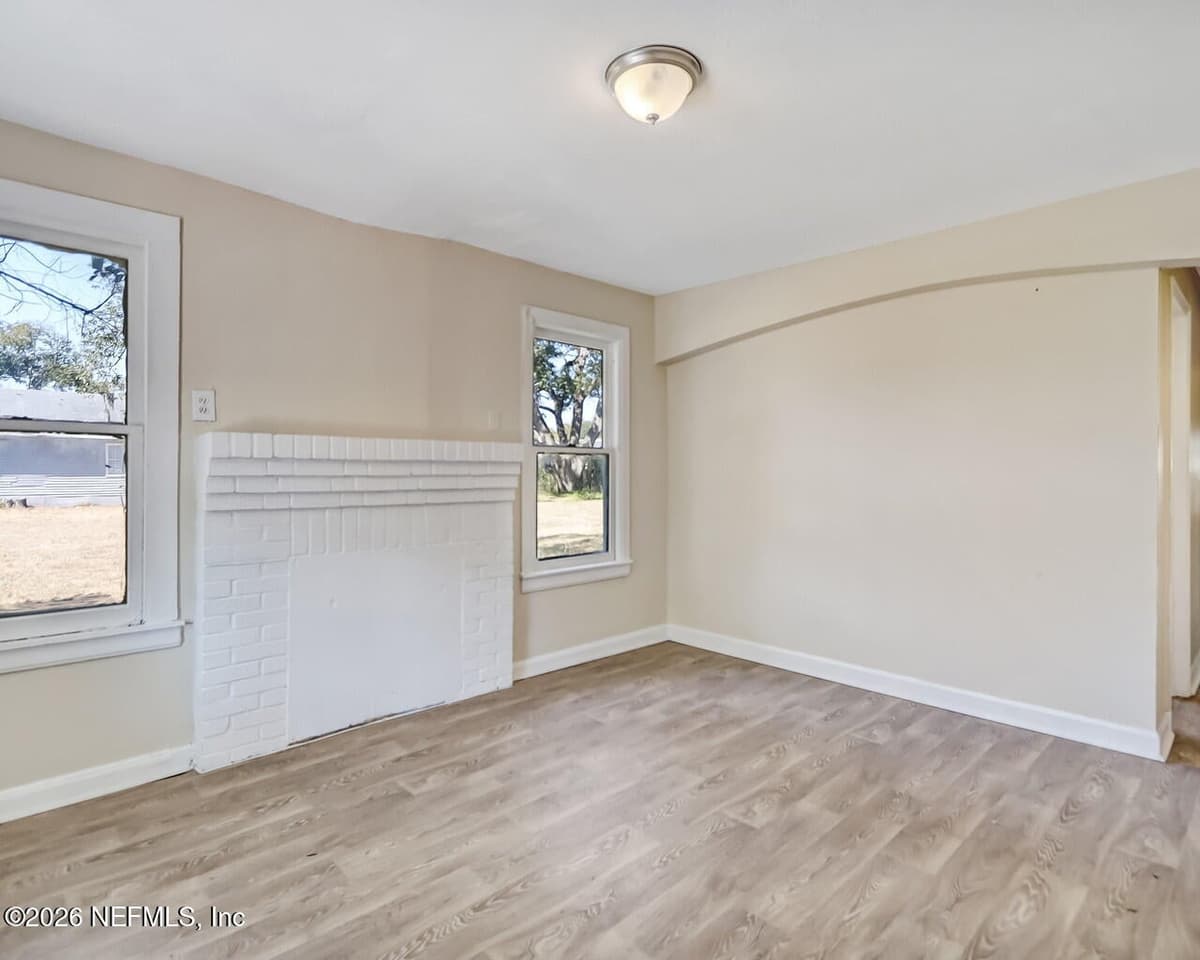 1143 E 12TH Street, Jacksonville, FL 32206 2