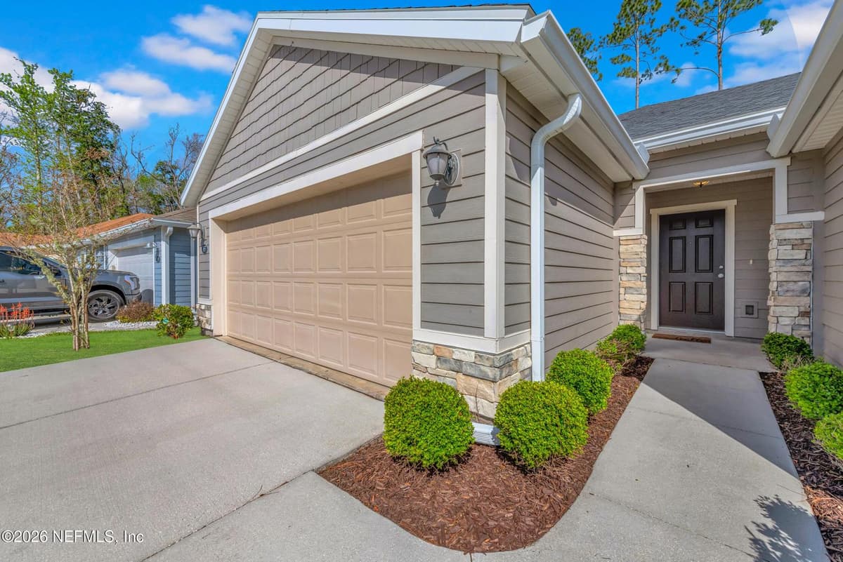 7657 SUNNYDALE Lane, Jacksonville, FL 32256 2