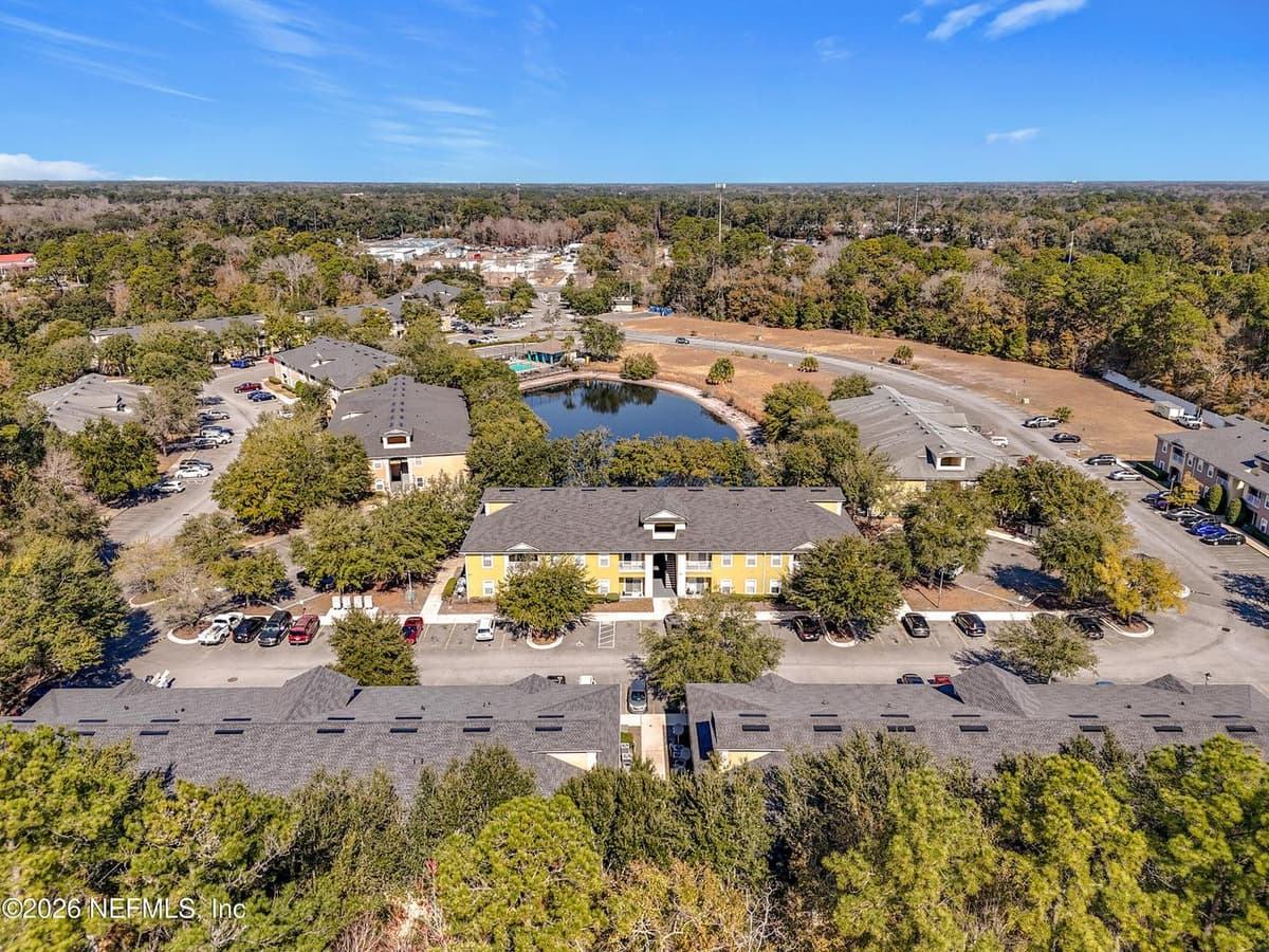 3671 KIRKPATRICK Circle 6, Jacksonville, FL 32210 2
