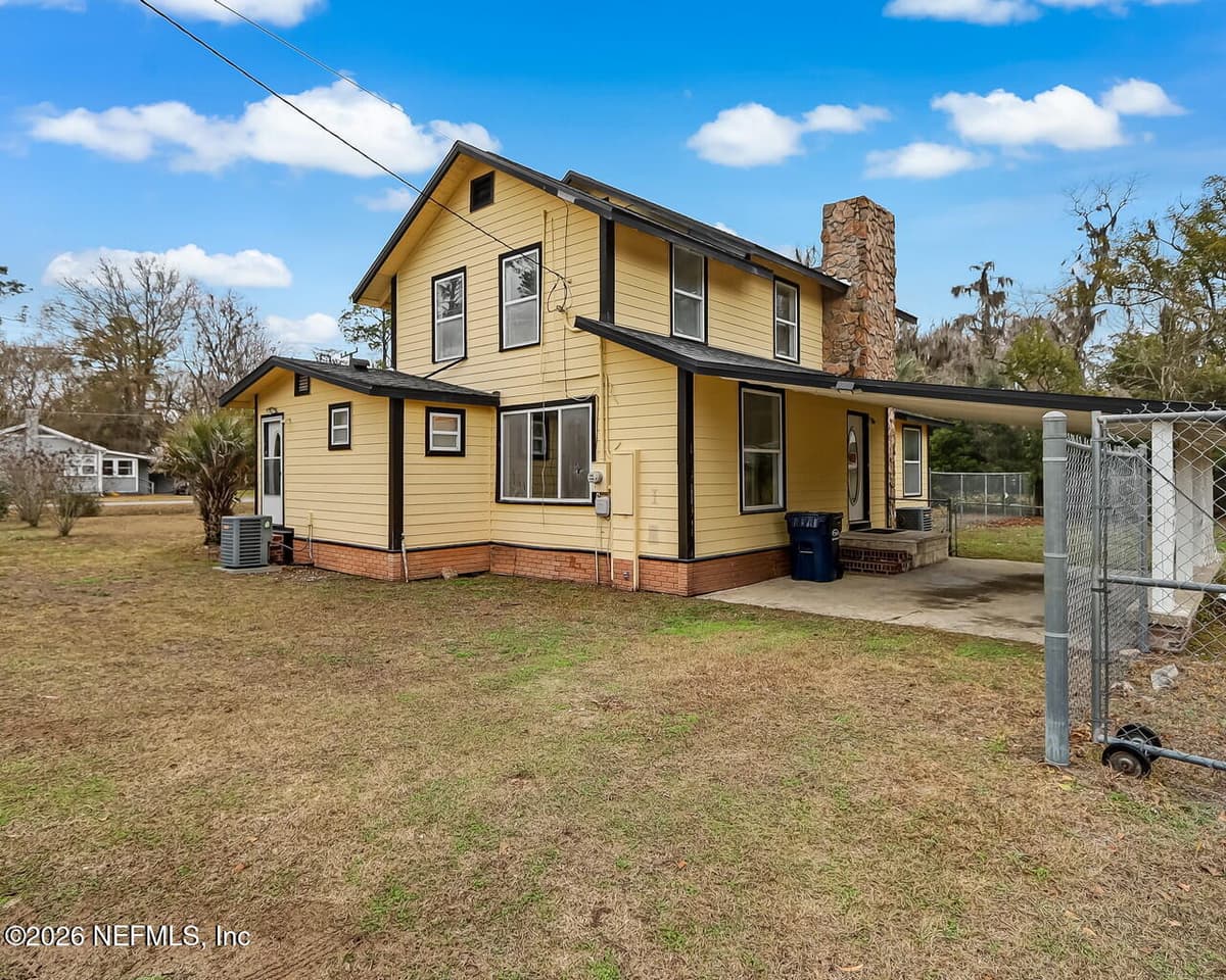 172 W MCIVER Avenue, Macclenny, FL 32063 3
