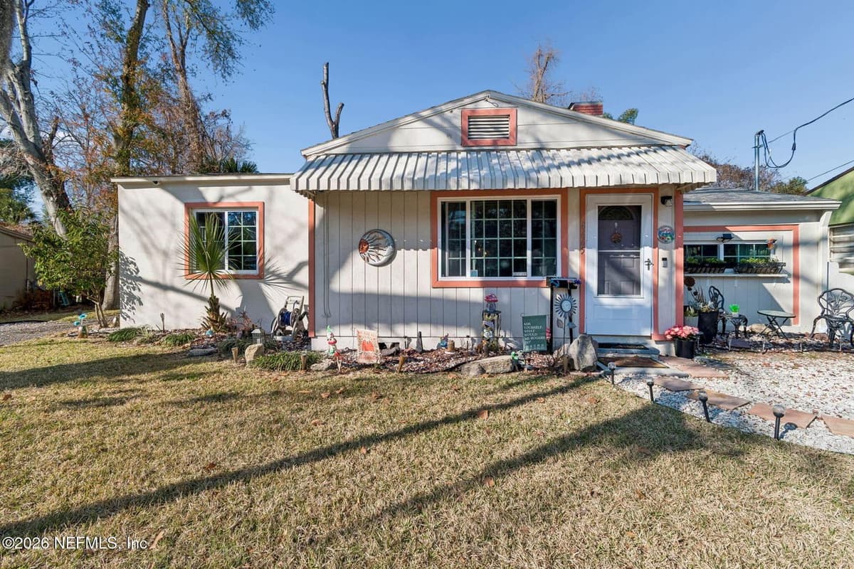 4665 TIMUQUANA Road, Jacksonville, FL 32210 2
