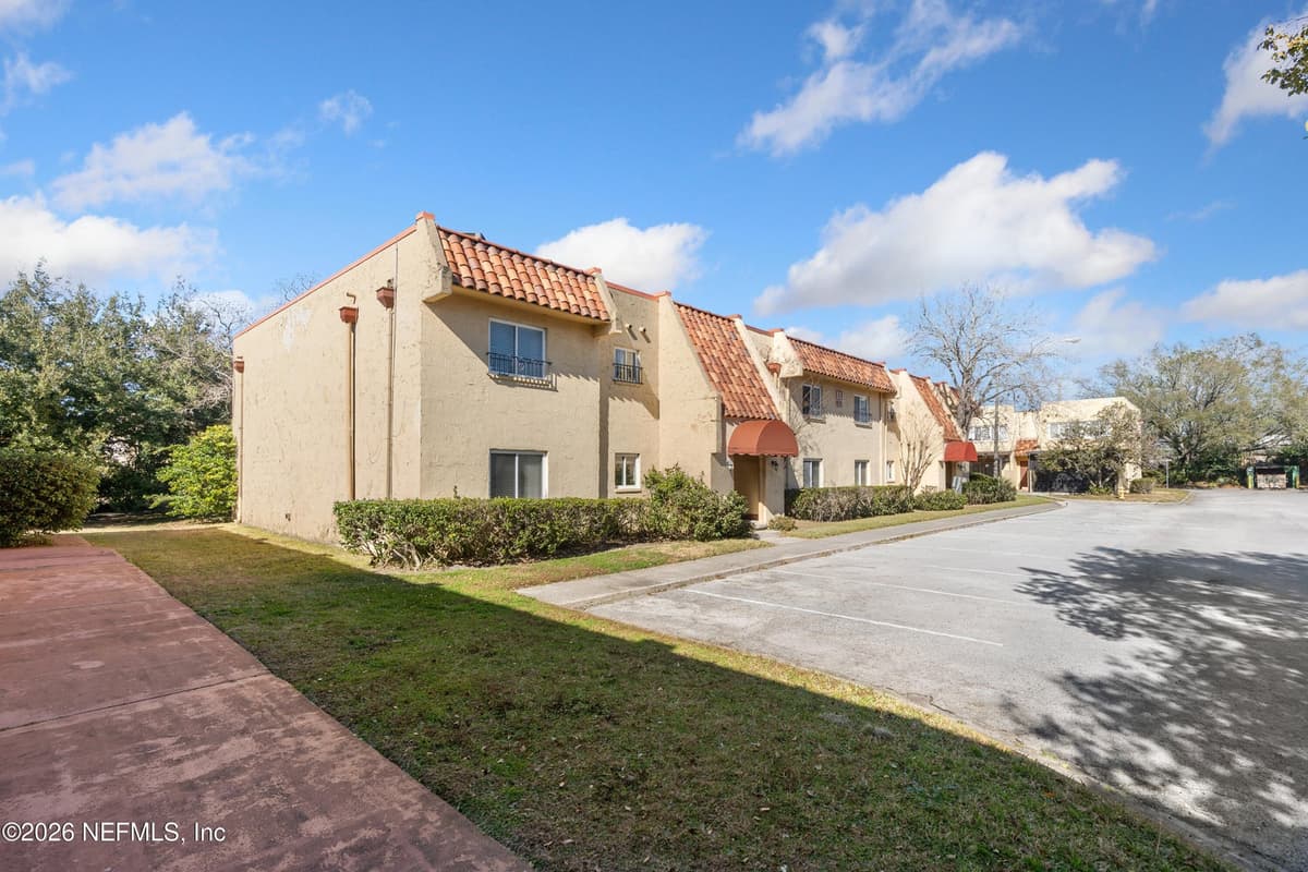 3915 TOREADOR Court 4, Jacksonville, FL 32217 3