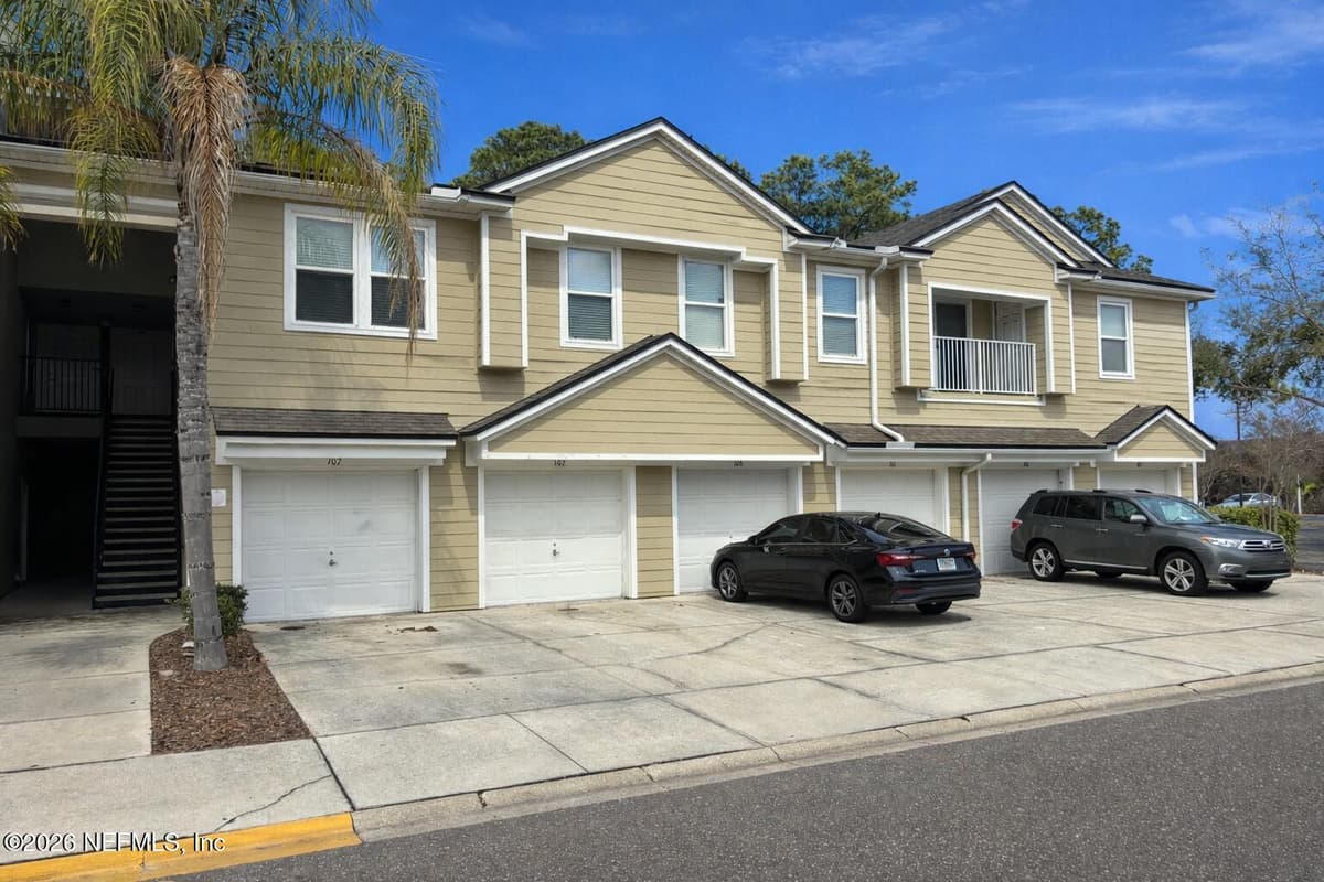 7039 DEER LODGE Circle 107, Jacksonville, FL 32256, Jacksonville, FL - photo 2