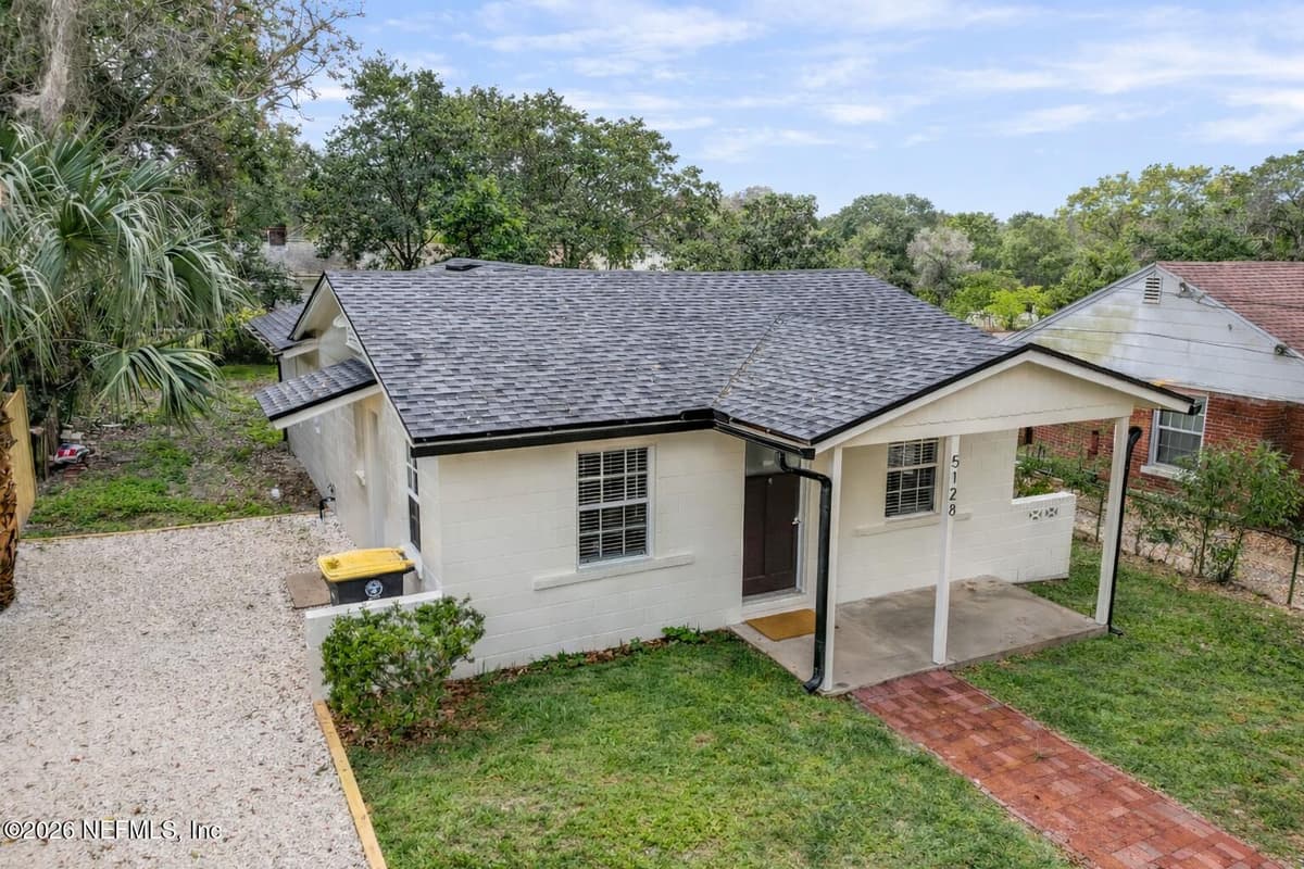 5128 SUNDERLAND Road, Jacksonville, FL 32210 2