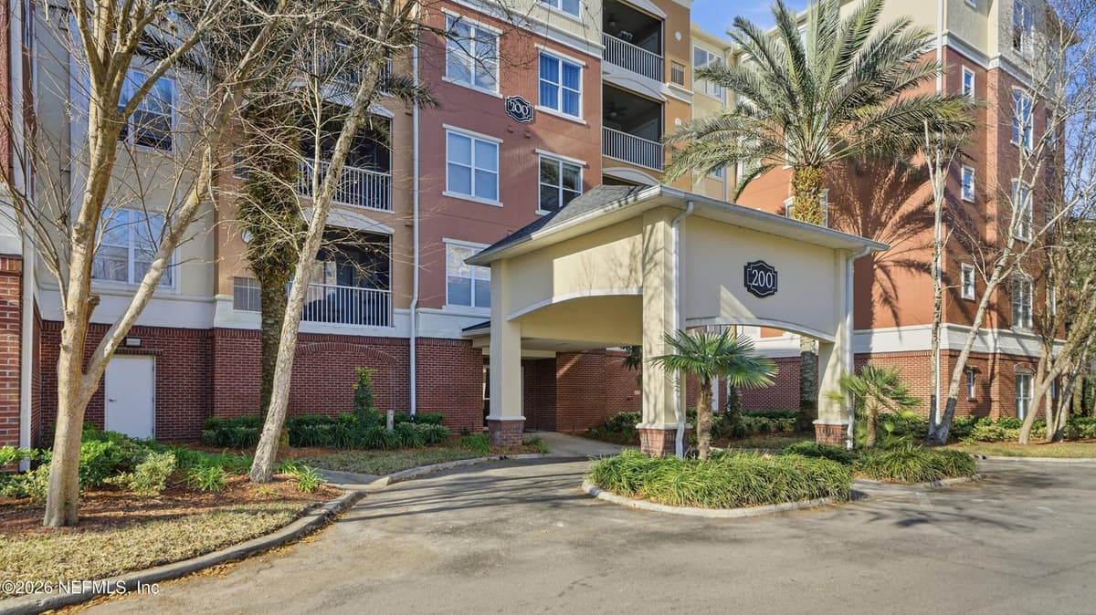 4480 DEERWOOD LAKE Parkway 236, Jacksonville, FL 32216 2