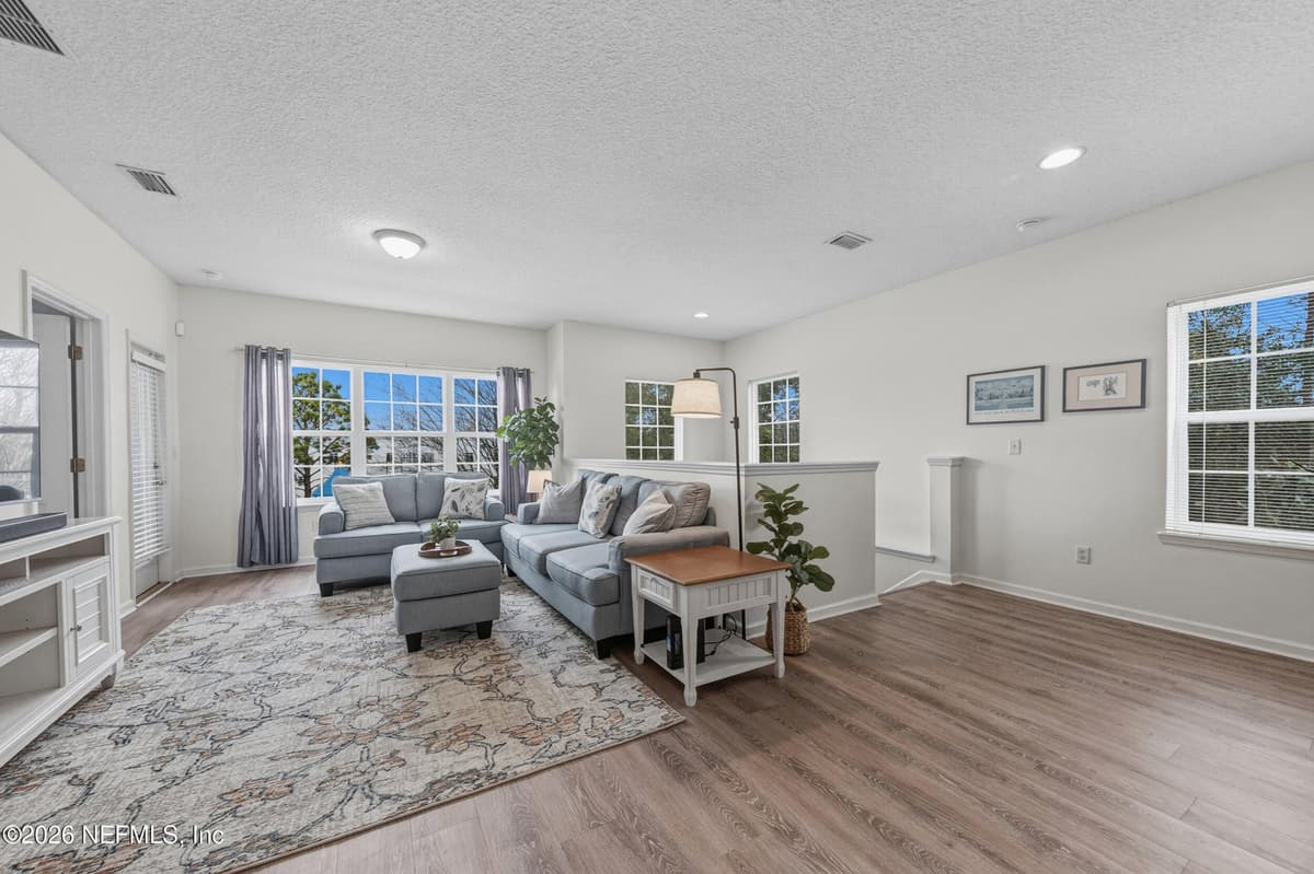 12301 KERNAN FOREST Boulevard 1207, Jacksonville, FL 32225 3