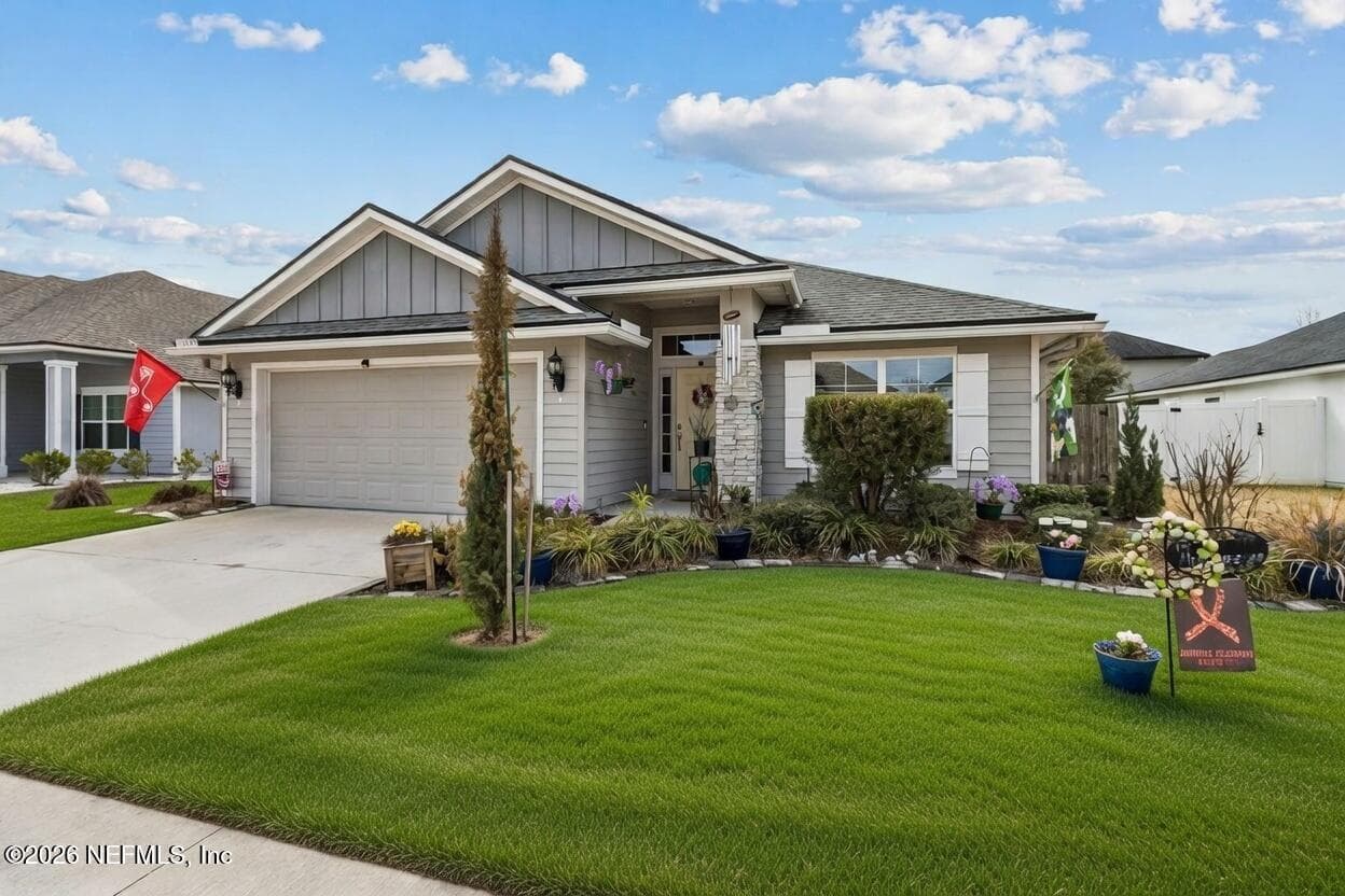 86636 SERENITY LAKE Court, Yulee, FL 32097