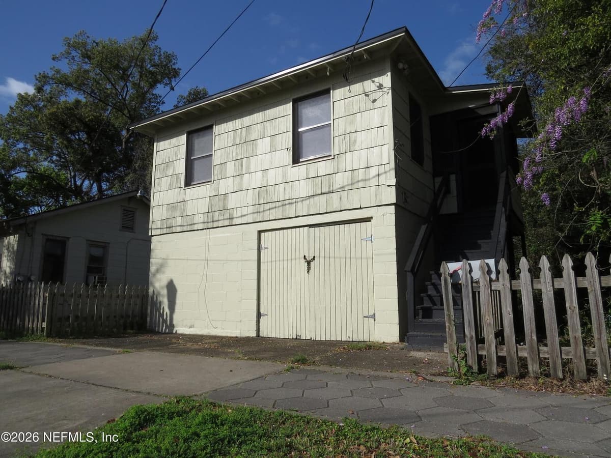 2501 MYRA Street, Jacksonville, FL 32204 3