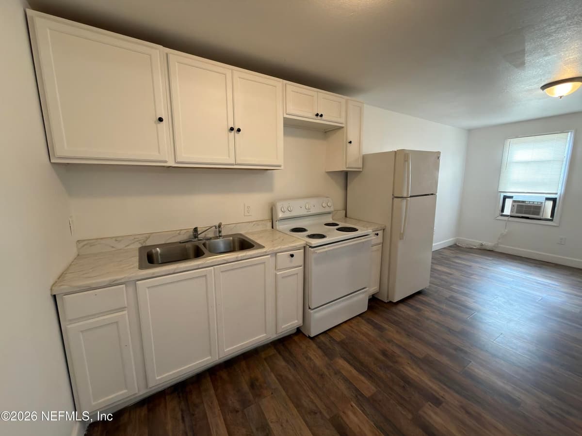 1711 30TH Street W, Jacksonville, FL 32209 3