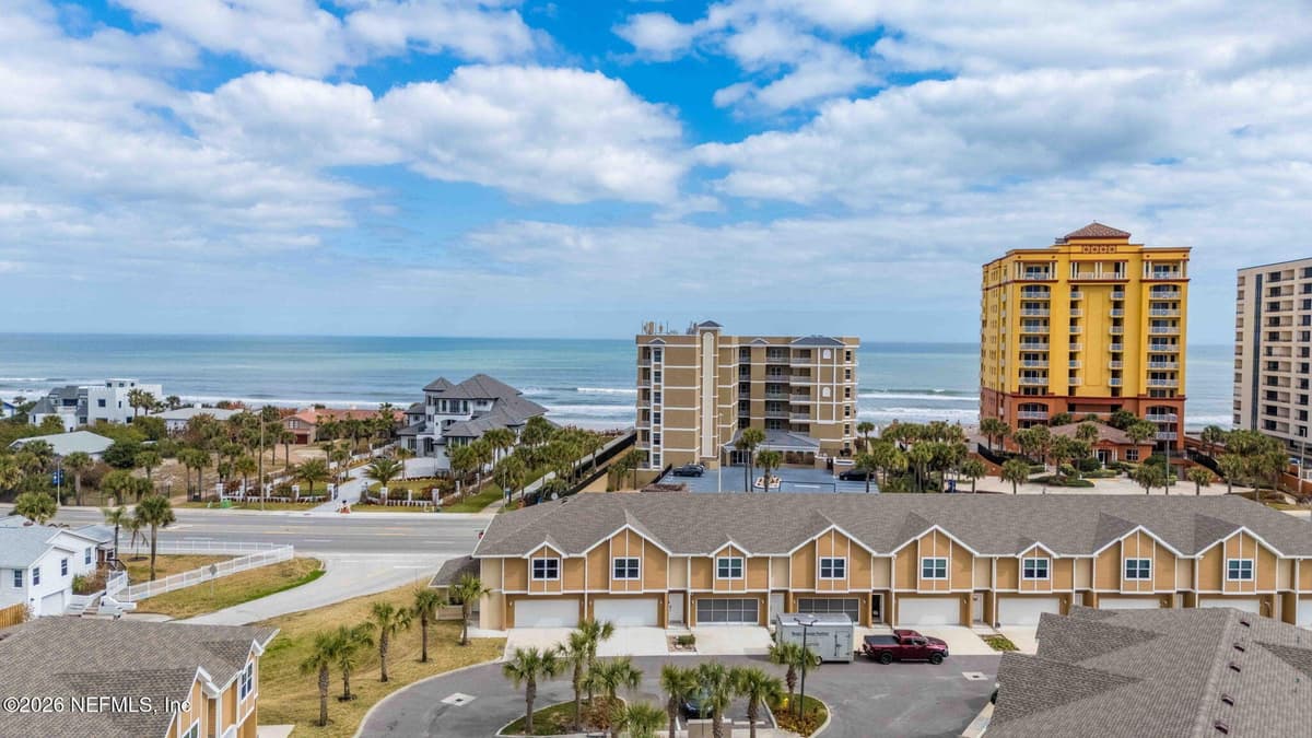 108 OCEANS Circle 108, Daytona Beach Shores, FL 32118 2