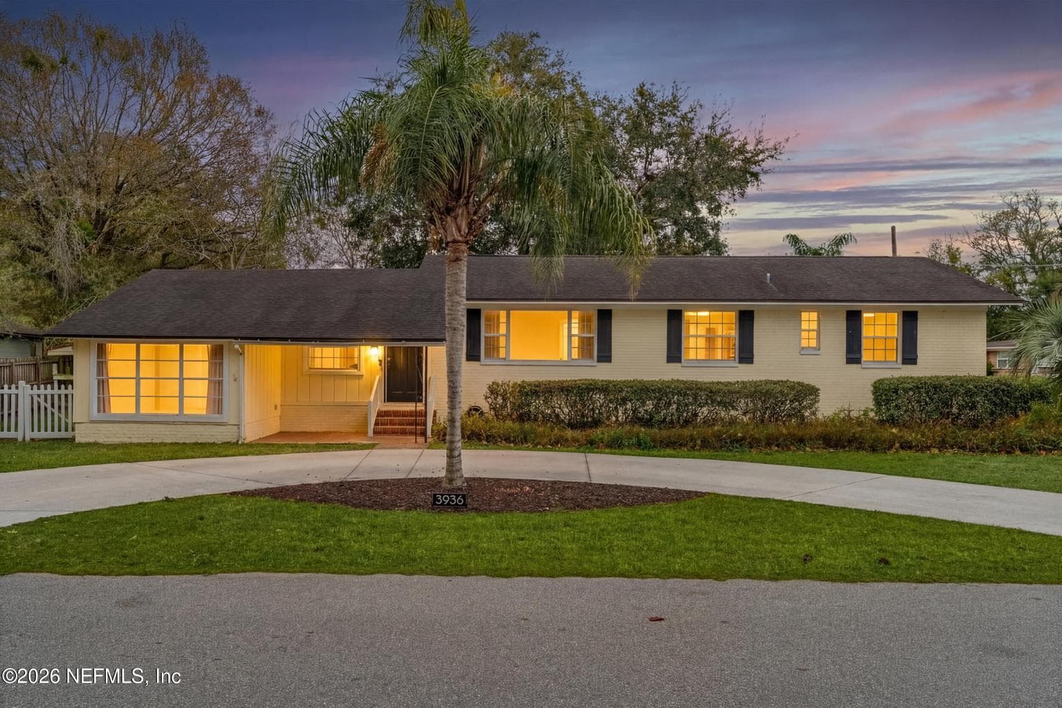 3936 MIRUELO Circle N, Jacksonville, FL 32217