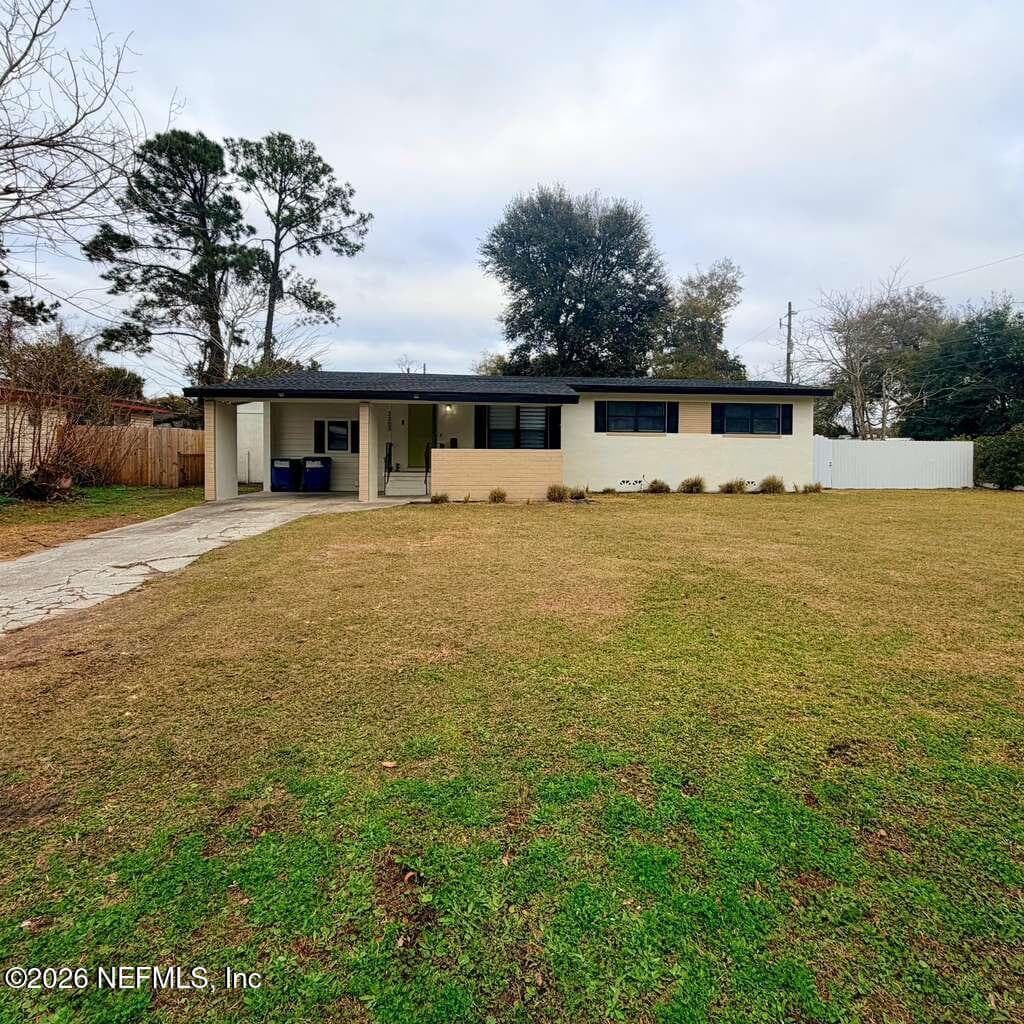 3305 CESERY Boulevard, Jacksonville, FL 32277 2