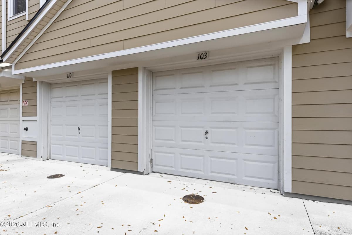 7071 DEER LODGE Circle 103, Jacksonville, FL 32256 3