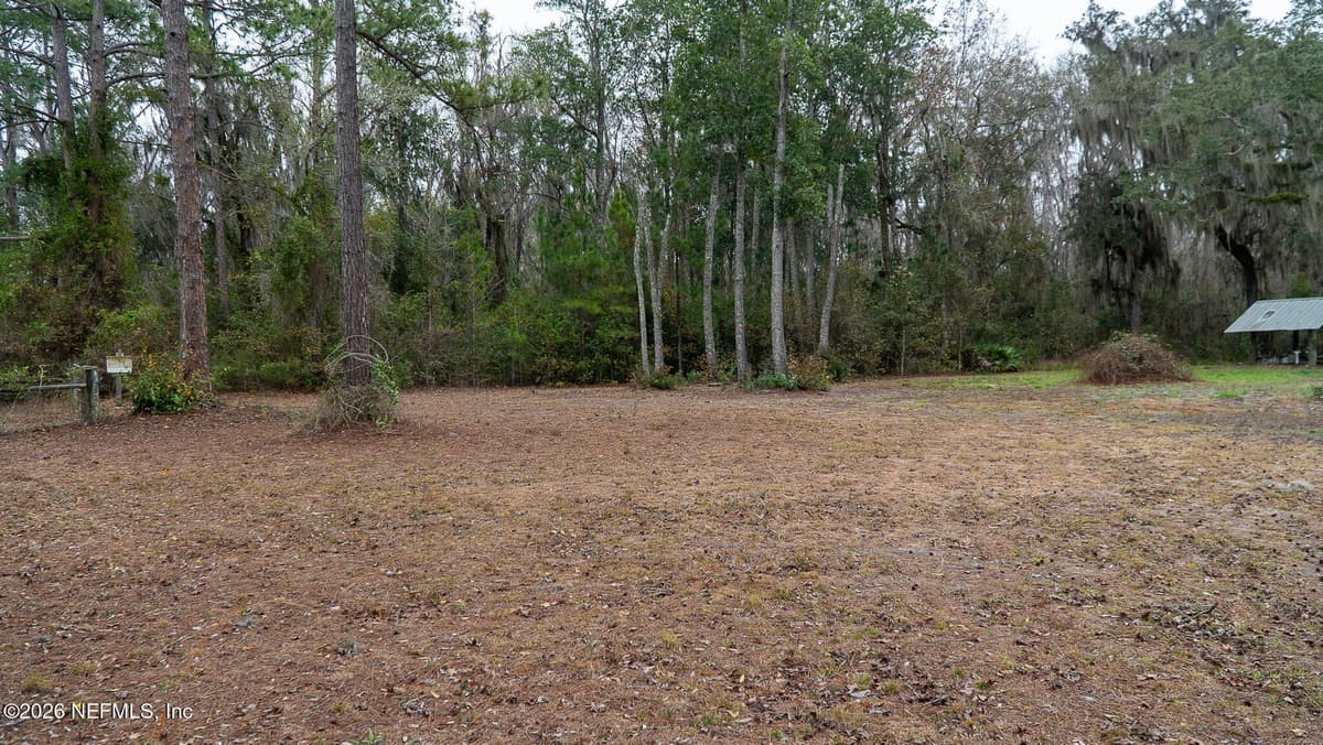 455 W RIVER Road, Palatka, FL 32177 2