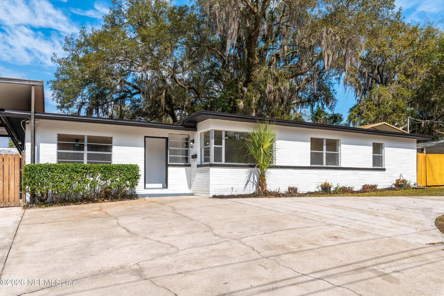 8845 ATTER Lane, Jacksonville, FL 32216