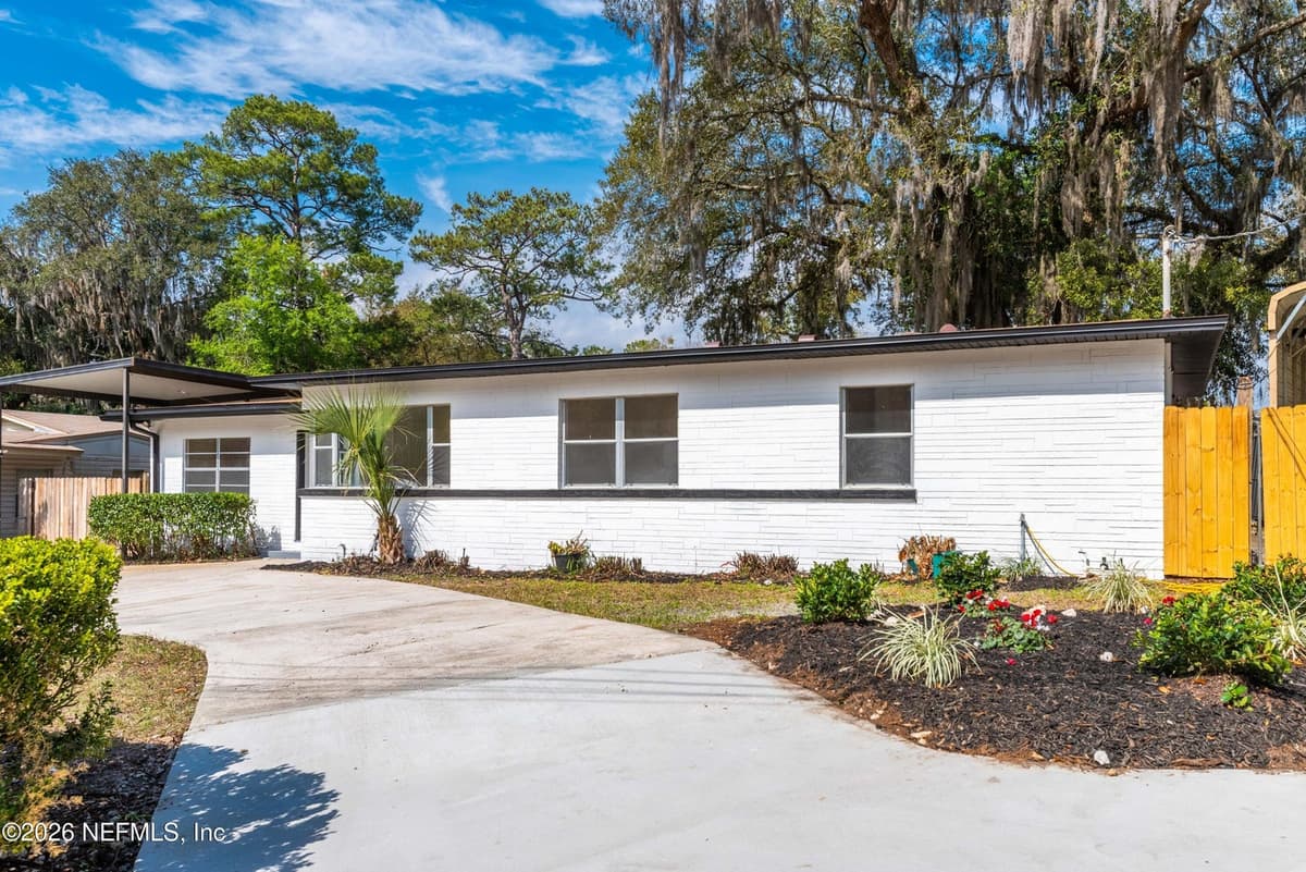 8845 ATTER Lane, Jacksonville, FL 32216 2