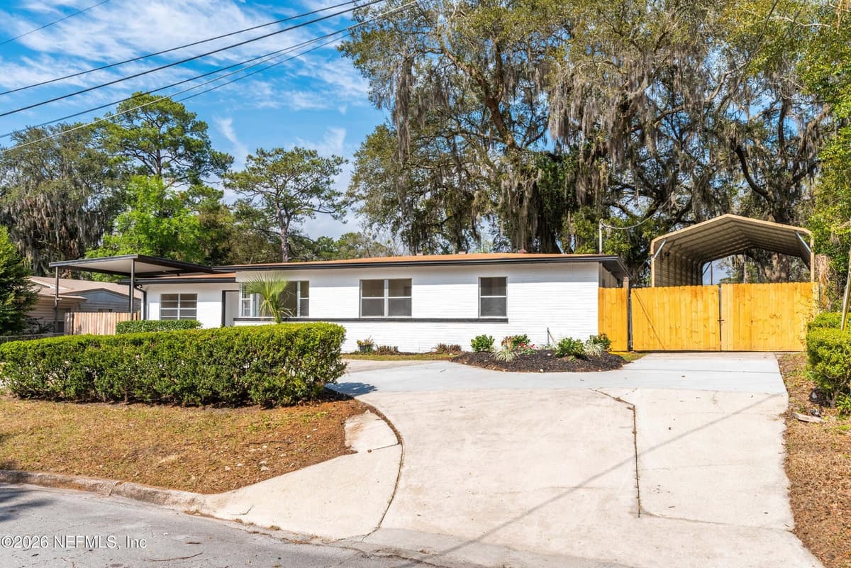 8845 ATTER Lane, Jacksonville, FL 32216 3