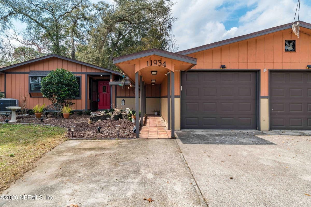 11934 CANEY Lane, Jacksonville, FL 32218 2