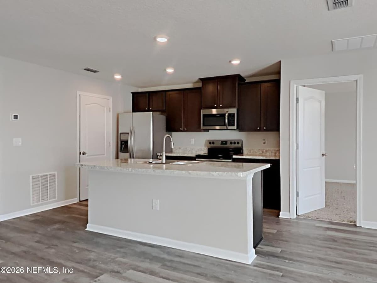 2293 PEBBLE POINT Drive, Green Cove Springs, FL 32043 3