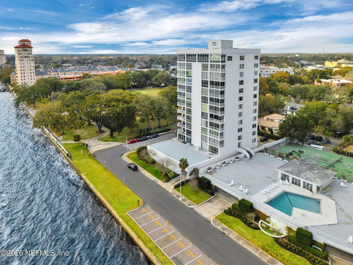1596 LANCASTER Terrace 3B, Jacksonville, FL 32204 2