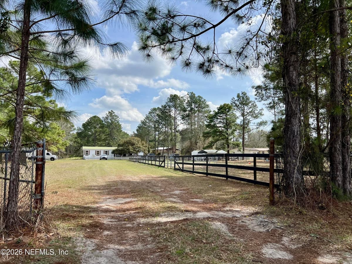 2469 QUARTERHORSE Trail, Middleburg, FL 32068 2