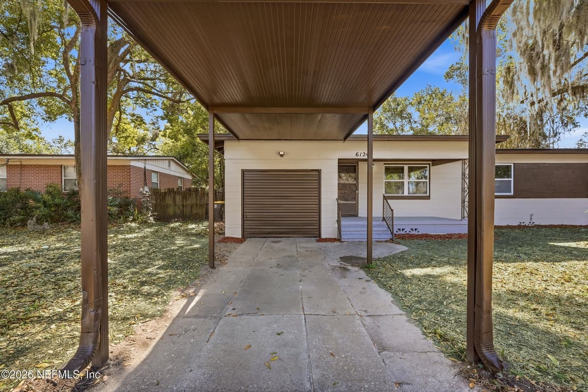 6124 WOODSIDE Drive, Jacksonville, FL 32210 2