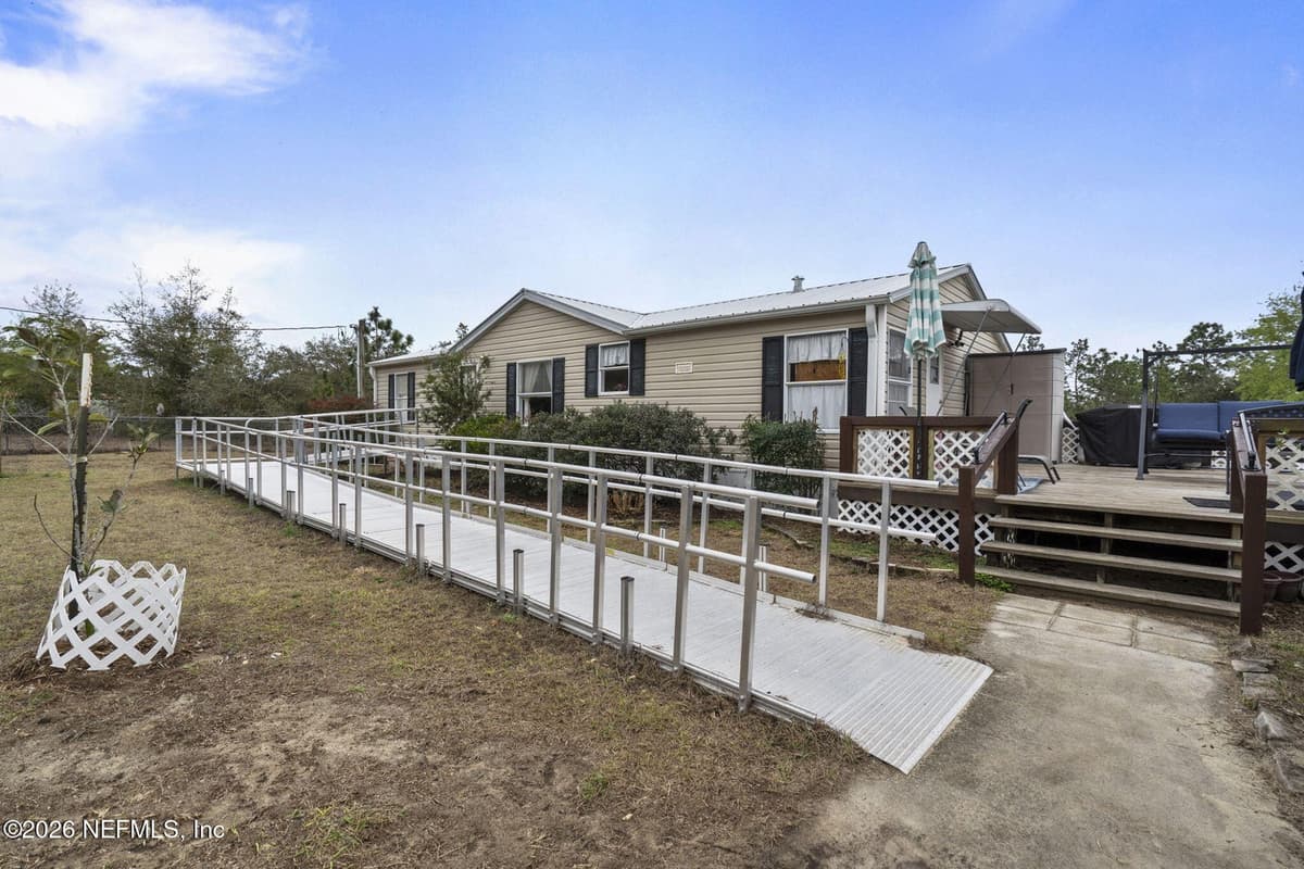 717 STATE ROAD 26, Melrose, FL 32666 2