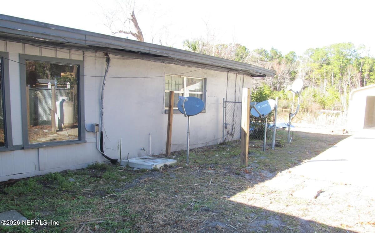 4121 CLYDE Drive, Jacksonville, FL 32208 3