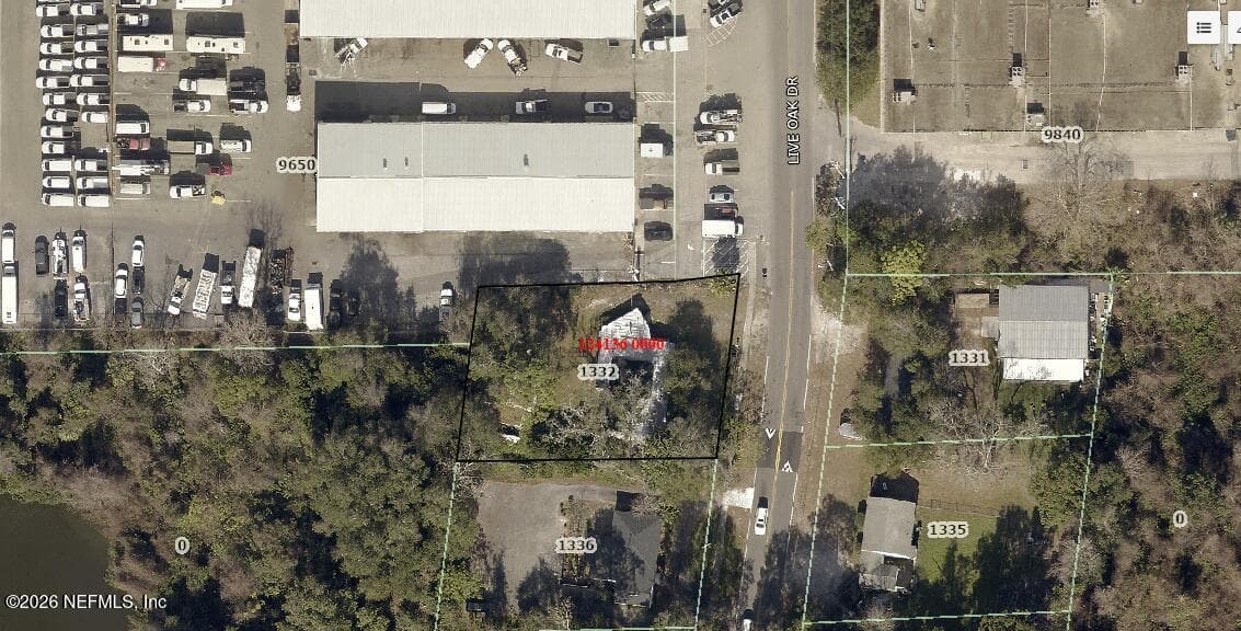 1332 LIVE OAK Drive, Jacksonville, FL 32246 2