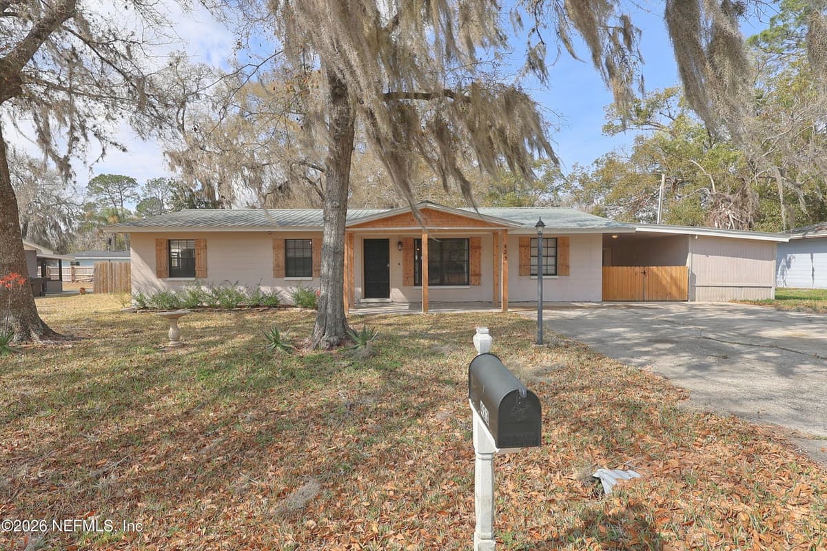 423 N BROADWAY Street, Starke, FL 32091 2
