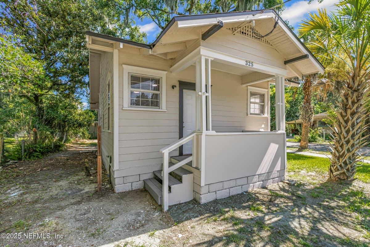 325 E 63RD Street, Jacksonville, FL 32208 3