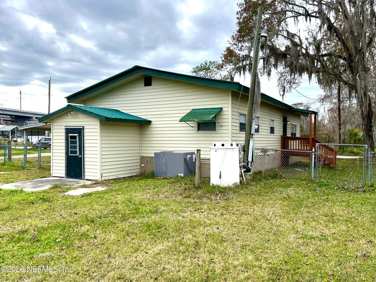 145 MAGNOLIA Trail, Satsuma, FL 32189 2