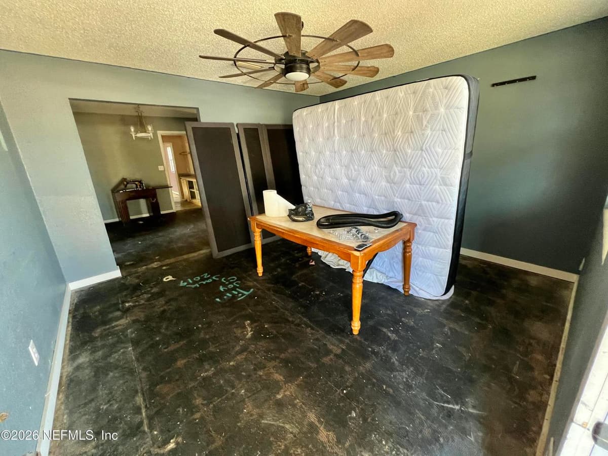 11310 VERA Drive, Jacksonville, FL 32218 2
