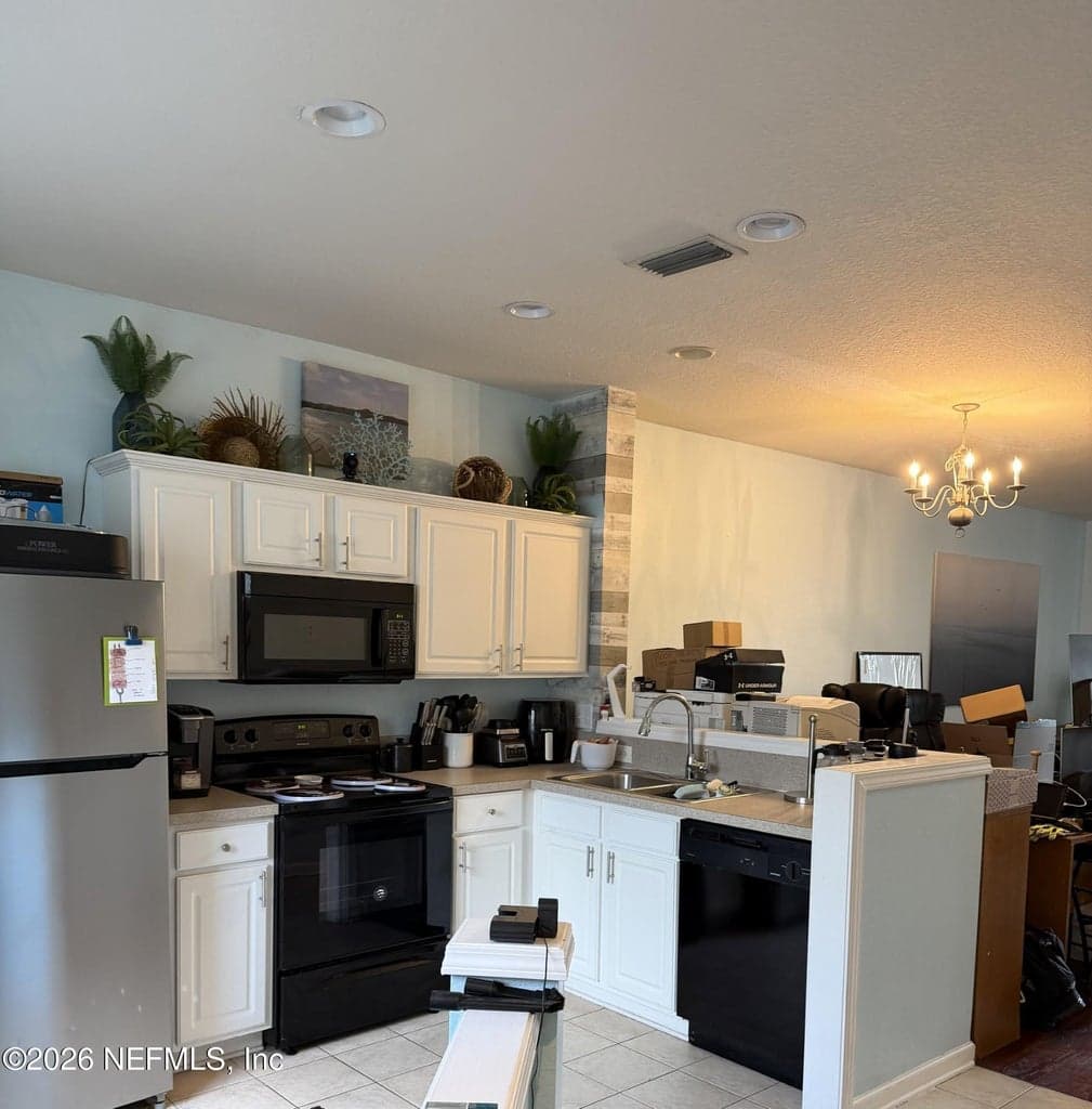 3694 SUMMERLIN Lane, Jacksonville, FL 32224 2