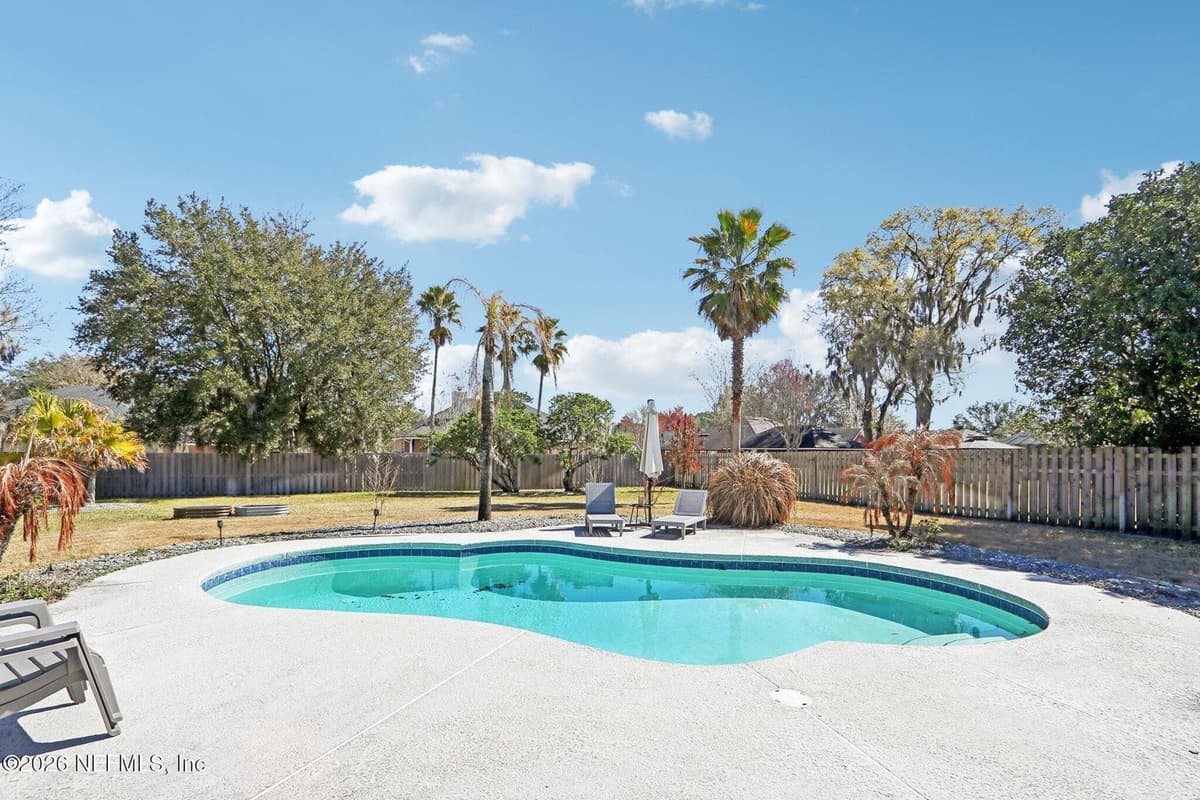 1405 SINCLAIR Lane, Jacksonville, FL 32221 3