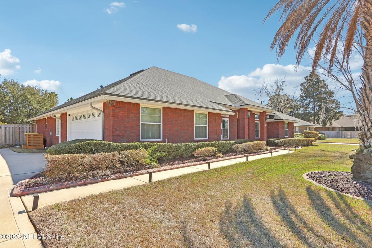 1405 SINCLAIR Lane, Jacksonville, FL 32221 2