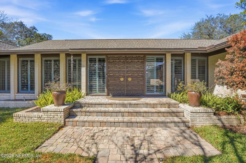 7946 QUAILWOOD Drive, Jacksonville, FL 32256