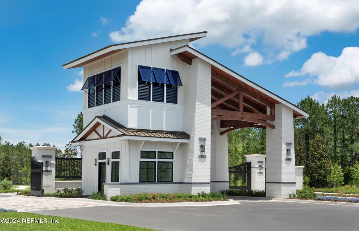 184 CONTINUUM Loop, Yulee, FL 32097 3