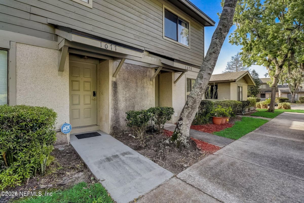 7701 BAYMEADOWS Circle W 1078, Jacksonville, FL 32256 2