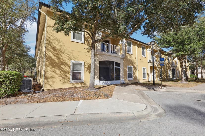 4240 MIGRATION Drive 6, Jacksonville, FL 32257