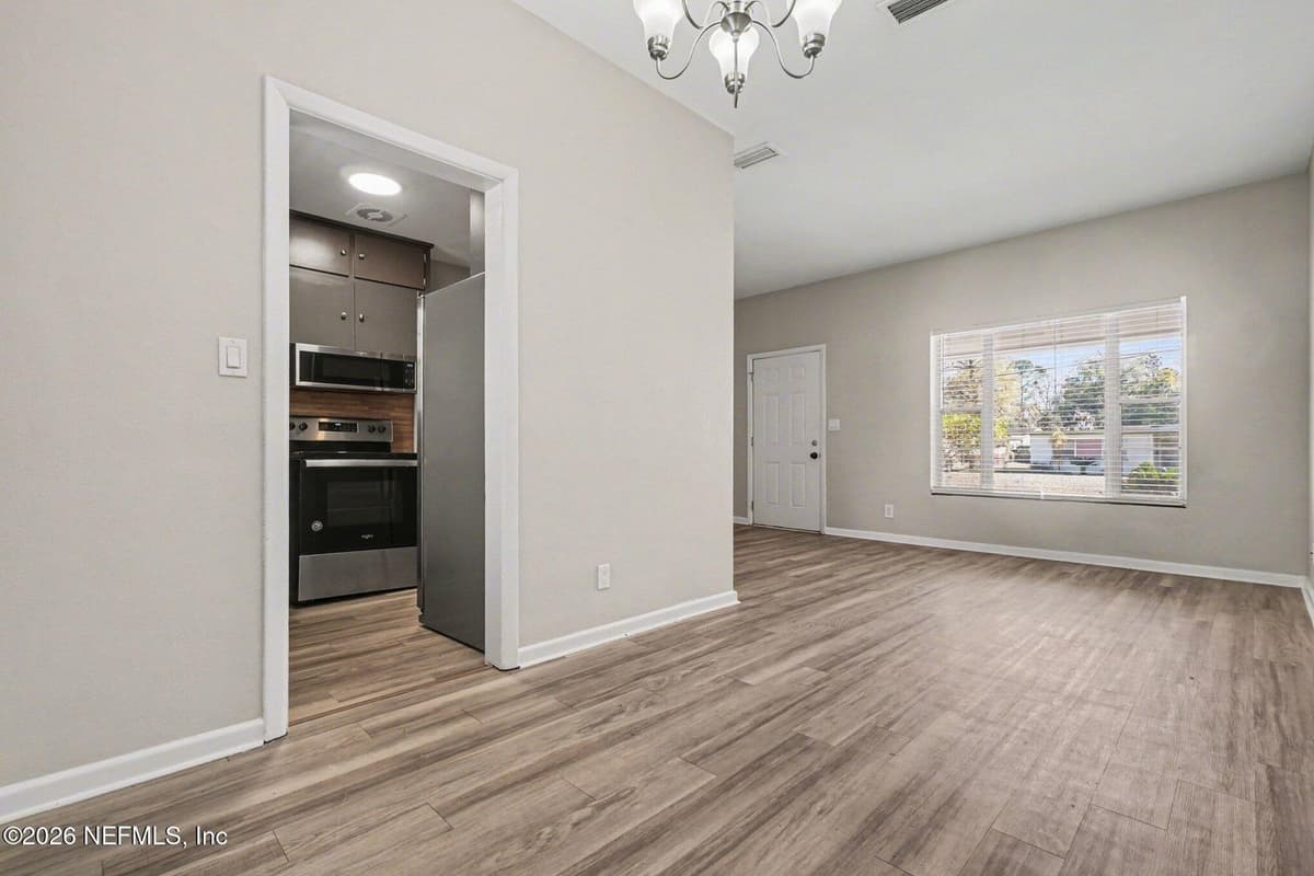7213 HALLOCK Street, Jacksonville, FL 32211 3