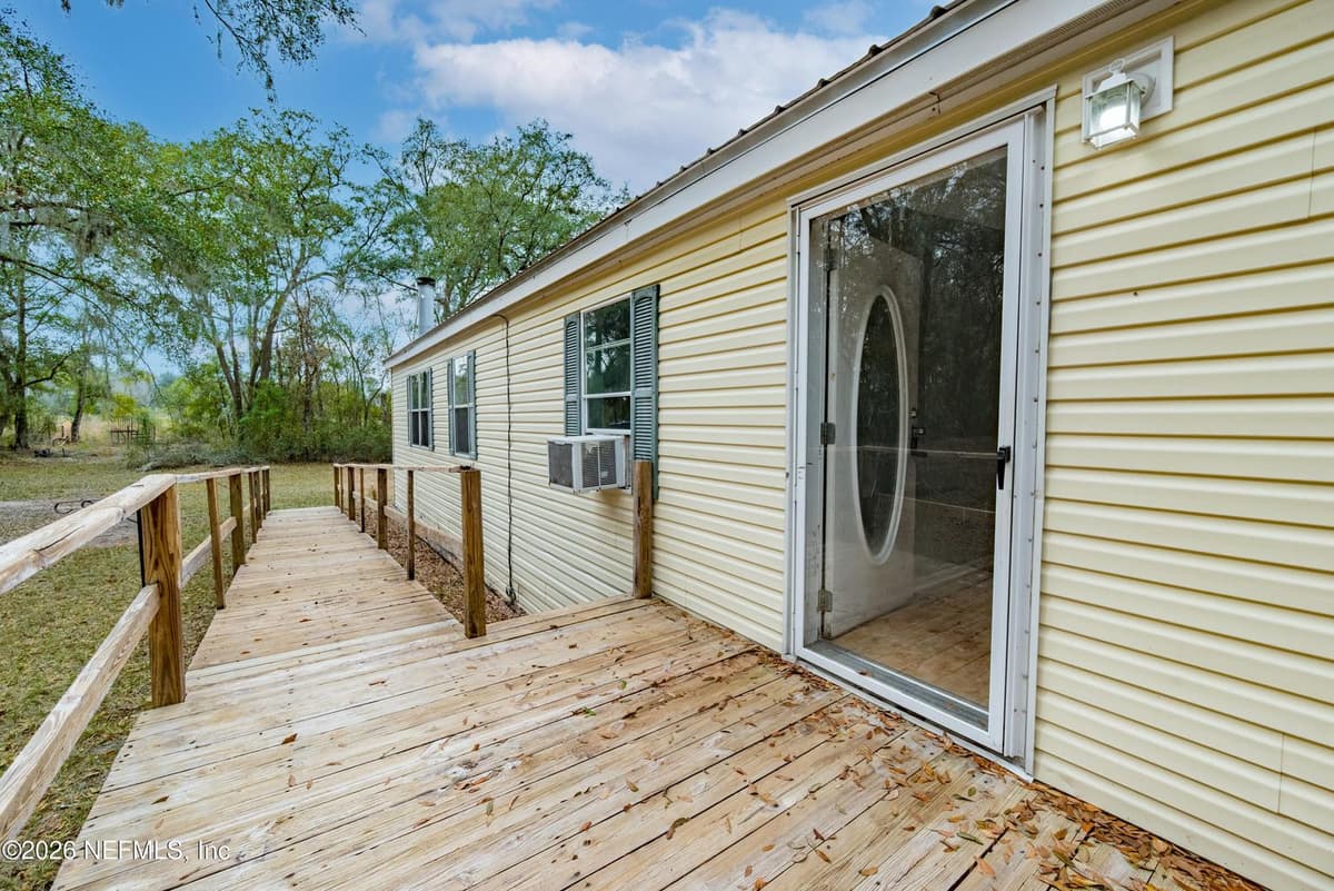19514 N COUNTY ROAD 225, Gainesville, FL 32609 3