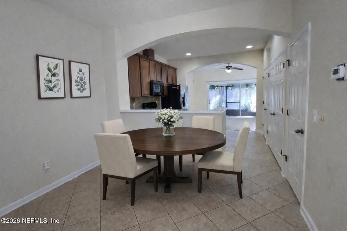 6180 HIGH TIDE Boulevard, Jacksonville, FL 32258 3