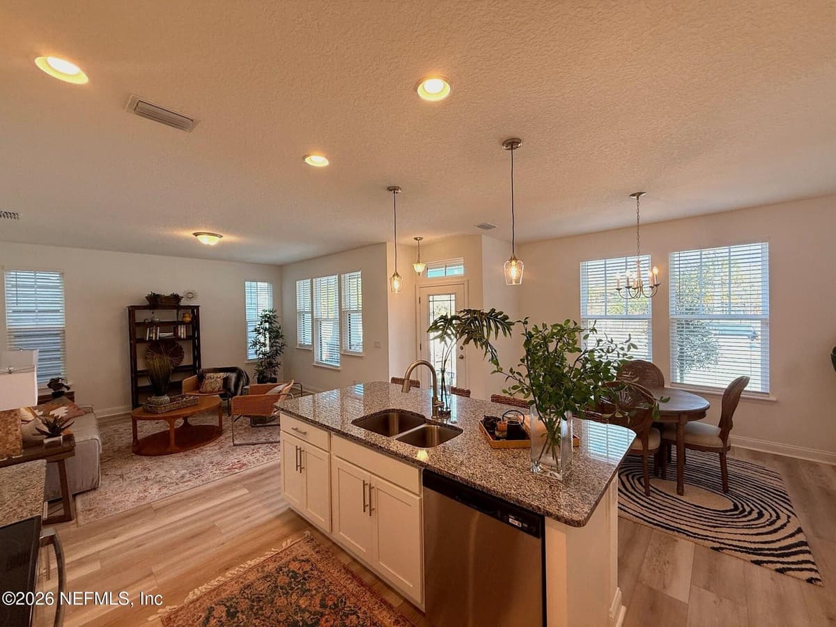 2913 FLEUR LN Lane, Jacksonville, FL 32205 3