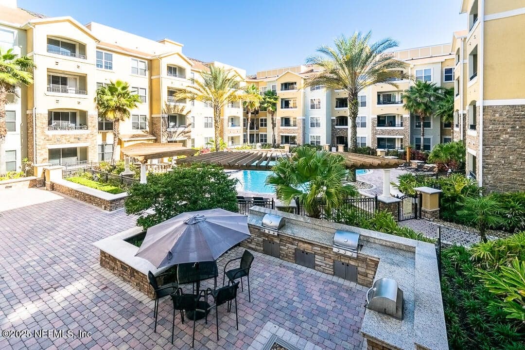 8539 GATE Parkway W 131, Jacksonville, FL 32216 2