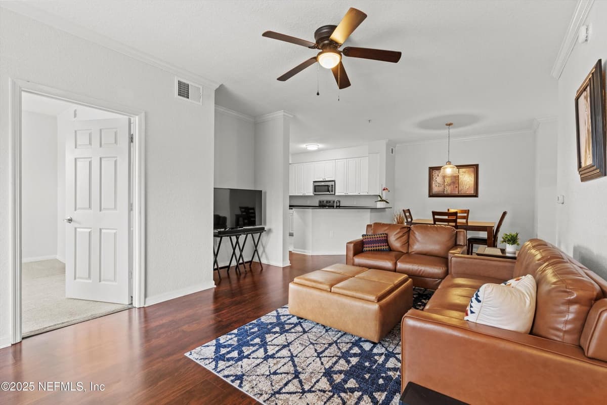 8539 GATE Parkway W 131, Jacksonville, FL 32216 3