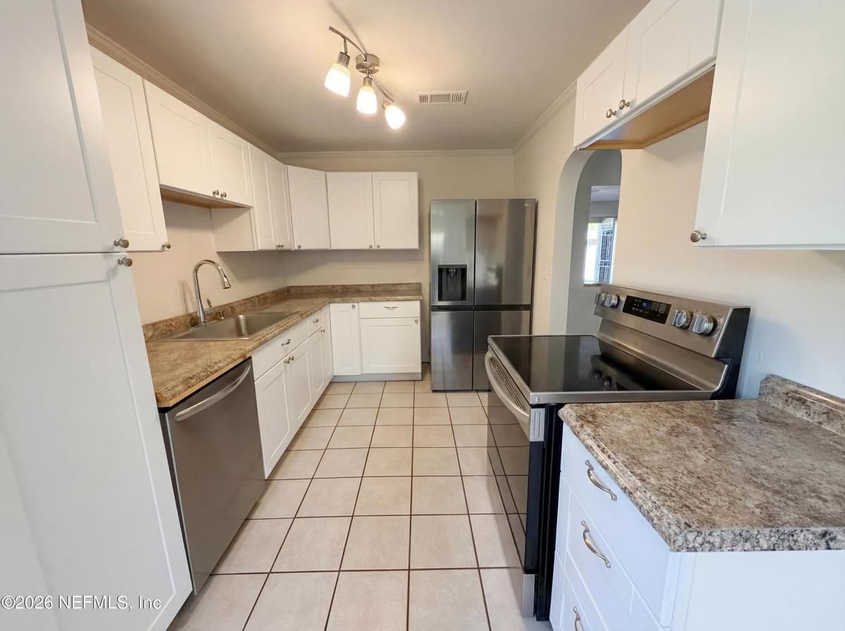 5414 COPPEDGE Avenue, Jacksonville, FL 32277 2