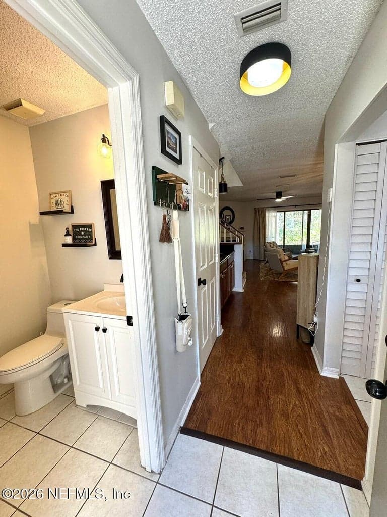 7620 BAYMEADOWS Circle 2244, Jacksonville, FL 32256 2