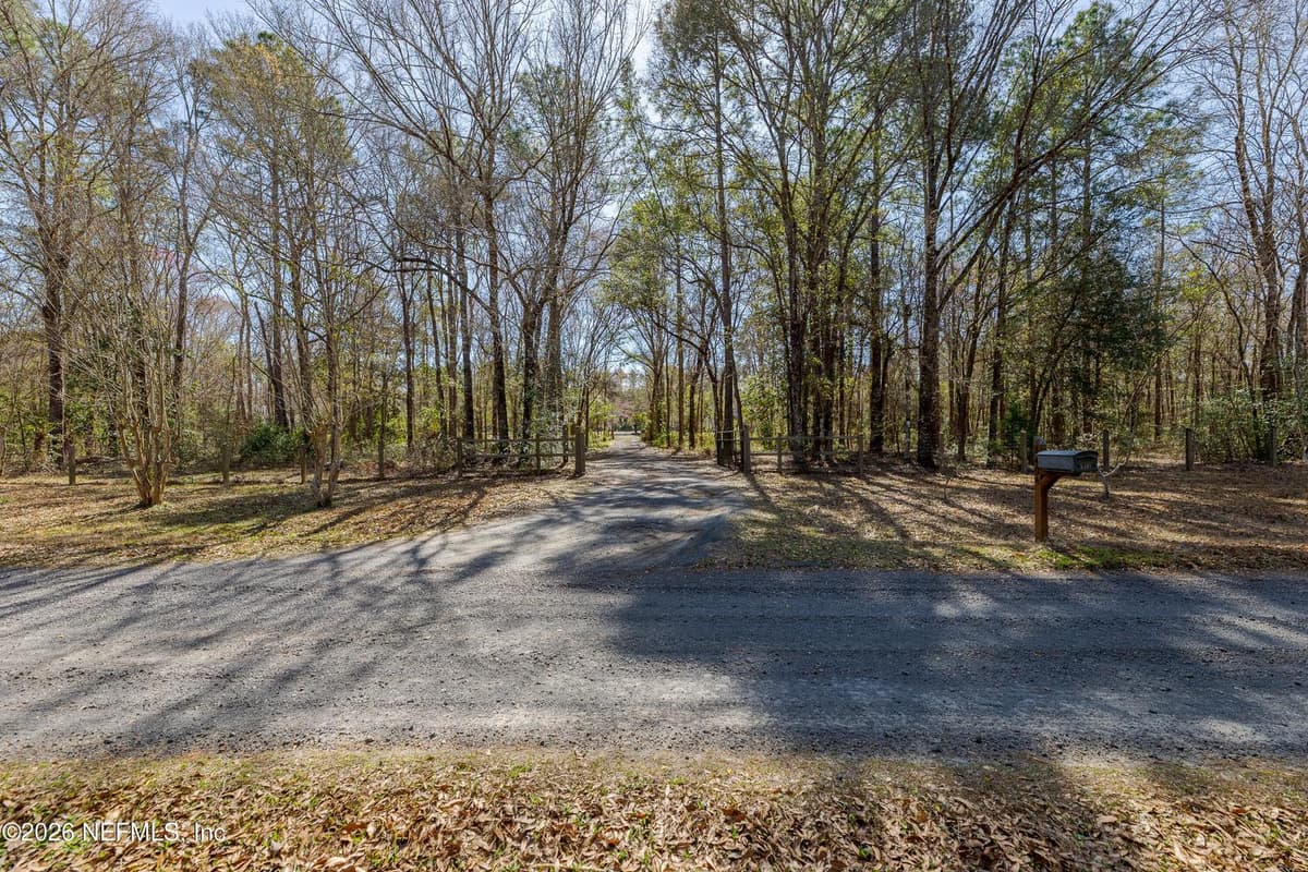 8404 NESBITT Road, Macclenny, FL 32063 2